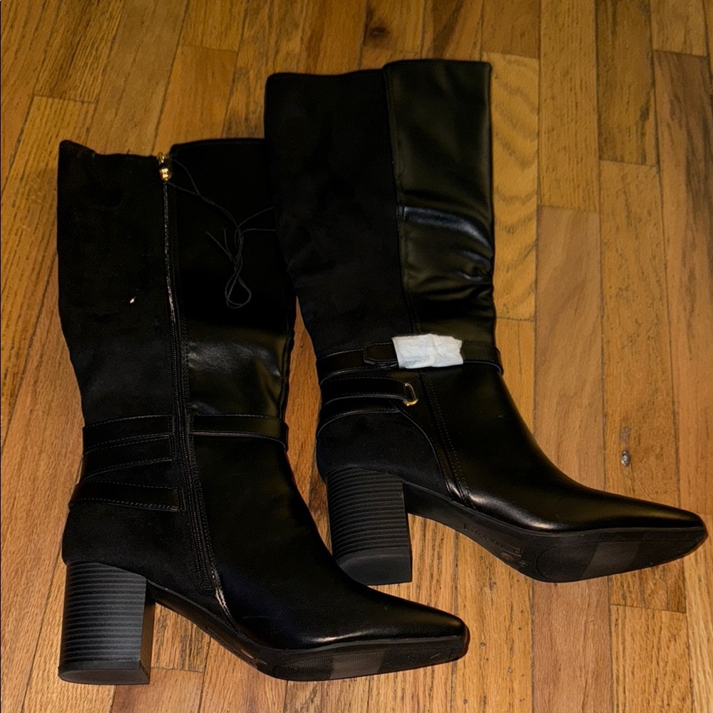 Liz Claiborne Black Women's Boots size 10